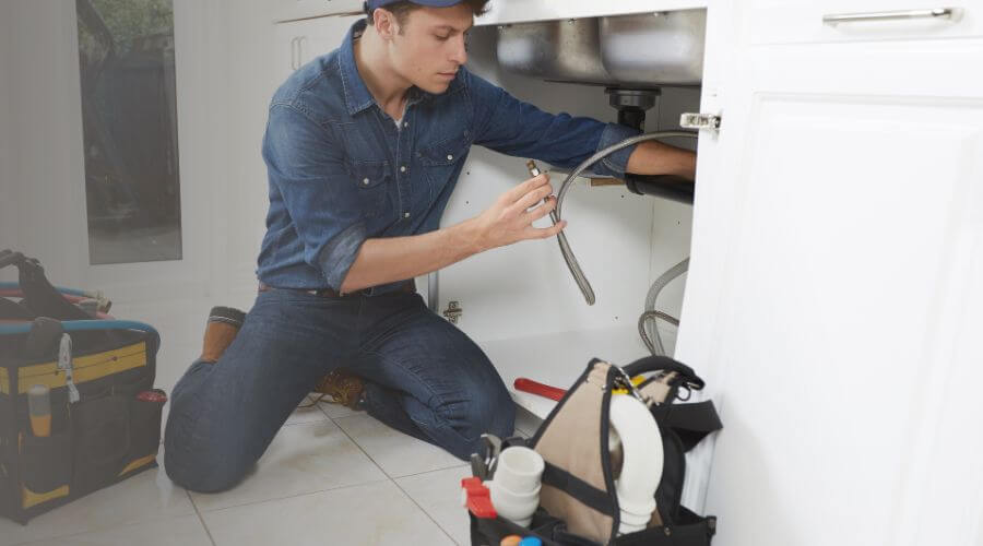 Burst Pipe Repair in Sutherland Springs, TX